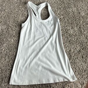 size 2 lulu tank top